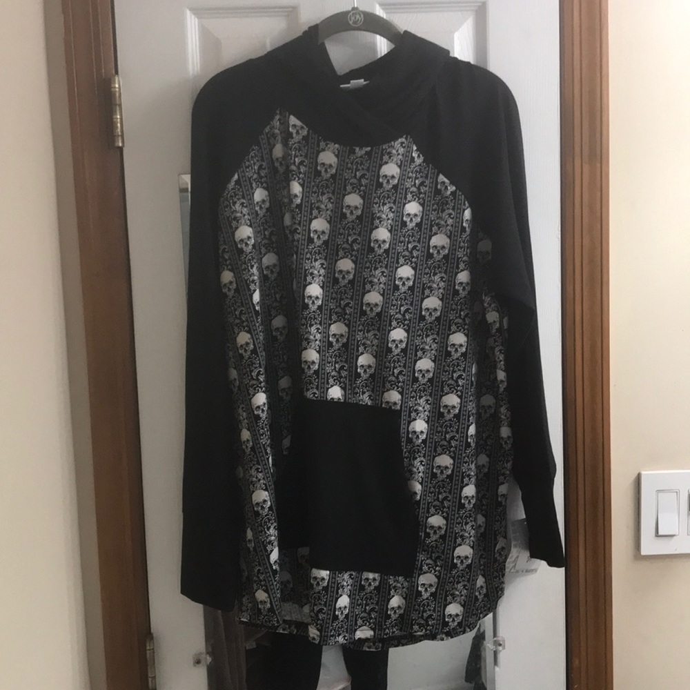 LulaRoe Skull Amber 2XL bnwt creepin it real